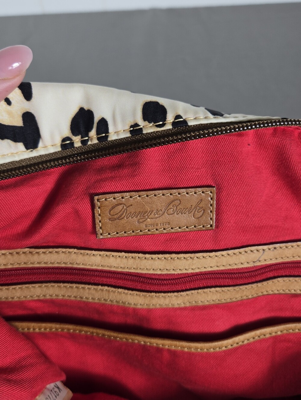 Dooney & Bourke Leopard Print Travel Tote Statement Iconic - Picture 2 of 16